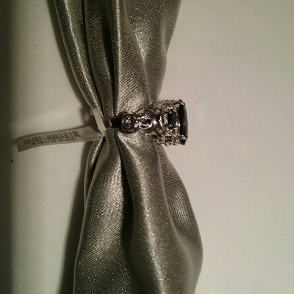 Black Spinel Ring  Platinum Bonded over Brass - Picture 6 of 7